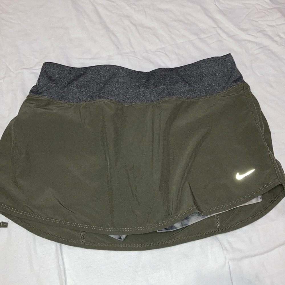 Nike, small olive army green tennis skirt/skort